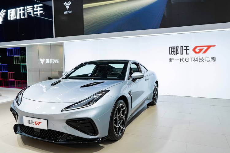 广州越秀区阳浪超企业管理咨询哪吒汽车在智能汽车领域的表现，领途汽车在新能源汽车市场中的影响力